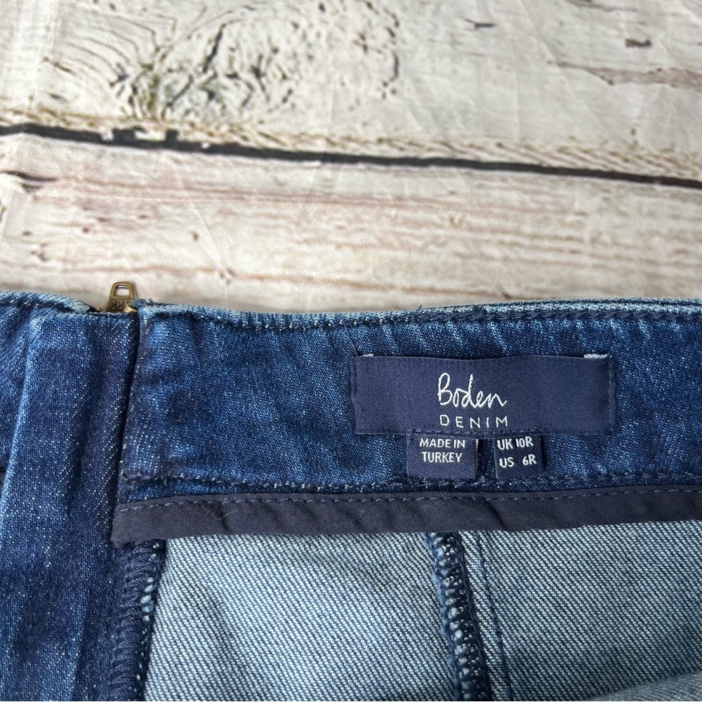 Boden Denim Blue Mini Skirt Size 6R - Picture 2 of 8